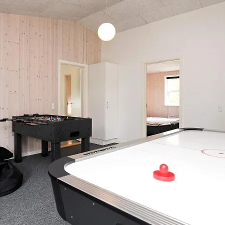 Quaint Holiday In Bl Vand For Near Sea Hébergement de vacances